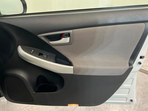 Used 2013 Toyota Prius Three w/ Solar Roof Pkg image 23