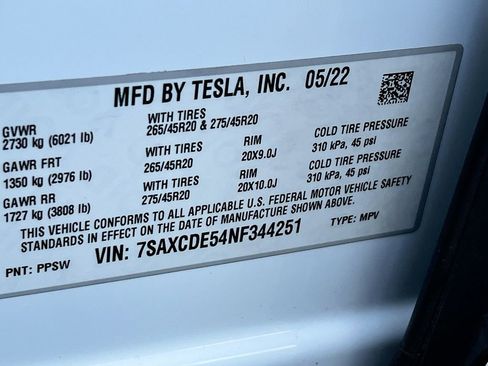 Used 2022 Tesla Model X image 31