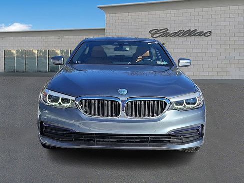 Used 2019 BMW 530i xDrive w/ Convenience Package image 2