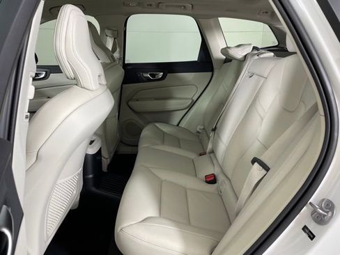 Certified 2024 Volvo XC60 T8 Plus w/ Protection Package image 33