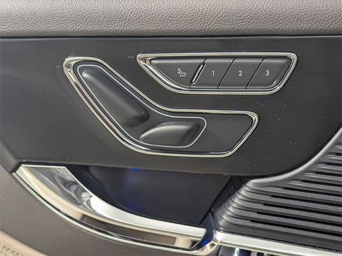 Used 2022 Lincoln Corsair Reserve w/ Elements Package image 14
