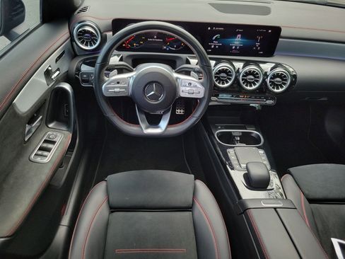 Used 2023 Mercedes-Benz CLA 250 image 21
