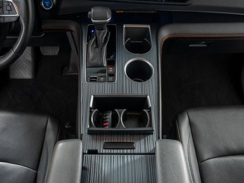 Certified 2022 Toyota Sienna XSE image 29