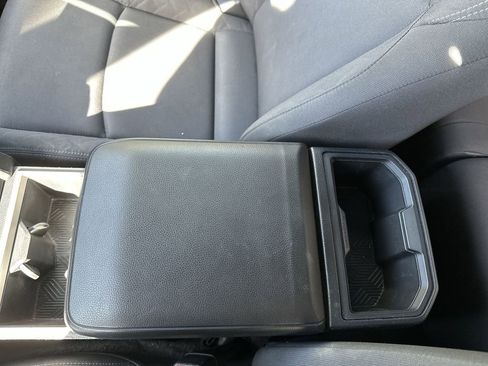 Used 2024 Toyota Tacoma SR5 image 21