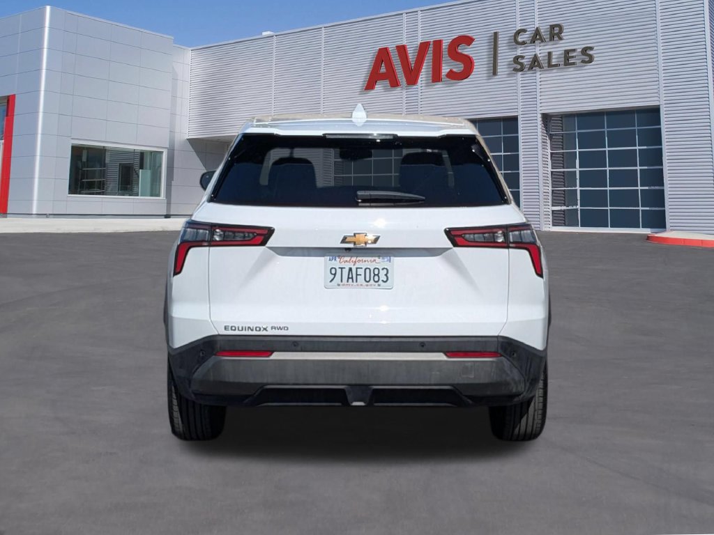 Used 2025 Chevrolet Equinox LT AWD/4WD image 7