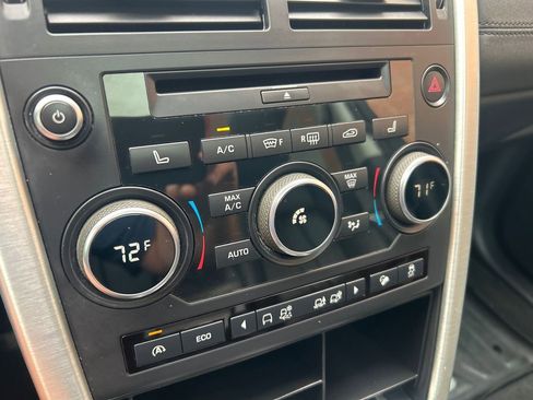 Used 2017 Land Rover Discovery Sport HSE AWD/4WD image 14