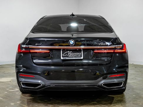 Used 2020 BMW 750i xDrive w/ Executive Package AWD/4WD image 9