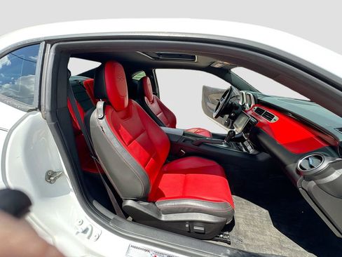 Used 2015 Chevrolet Camaro SS w/ Commemorative Special Edition RWD image 26