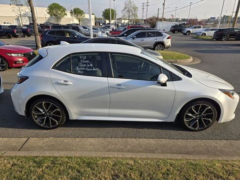 Used 2022 Toyota Corolla XSE image 7