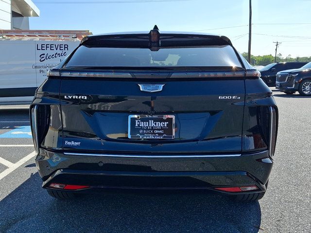 Certified 2024 Cadillac Lyriq Luxury AWD/4WD image 5
