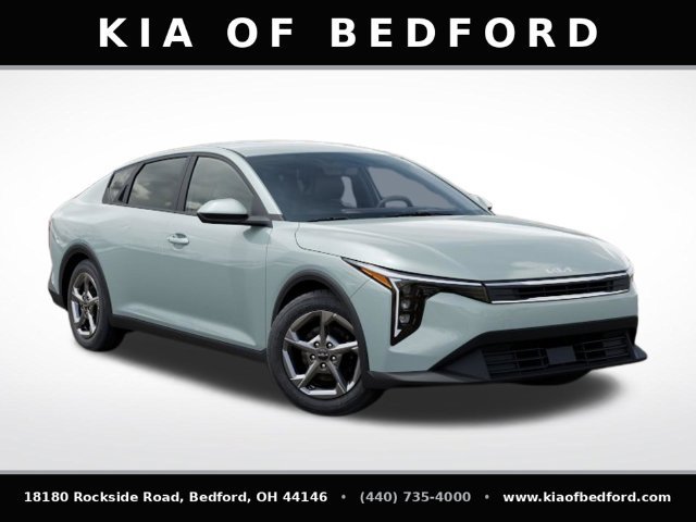 New 2026 Kia K4 FWD image 9