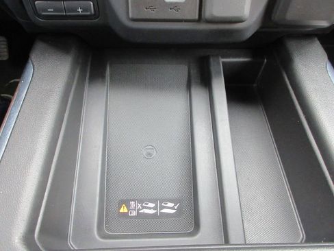 Certified 2022 Chevrolet Silverado 3500 High Country w/ Safety Package II image 33