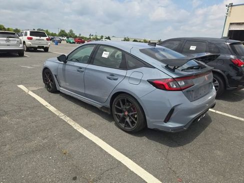 Used 2025 Honda Civic Type R image 3