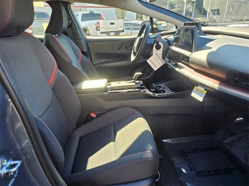 New 2026 Toyota Prius Plug-In Hybrid image 11