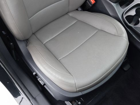 Used 2017 Hyundai Santa Fe Sport AWD/4WD image 25