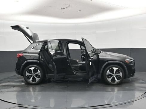 Used 2025 Mercedes-Benz GLA 250 4MATIC image 57