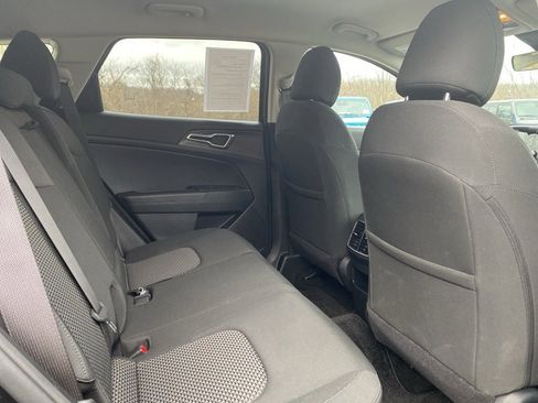 Certified 2023 Kia Sportage LX image 13