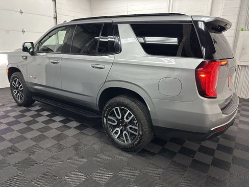 Used 2024 GMC Yukon AT4 w/ Technology Package AWD/4WD image 7