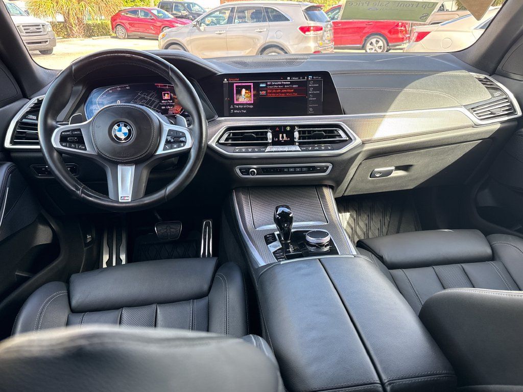 Used 2022 BMW X5 sDrive40i w/ M Sport Package RWD image 5