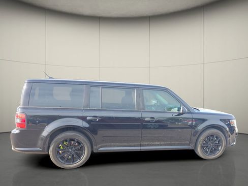 Used 2019 Ford Flex Limited FWD image 10