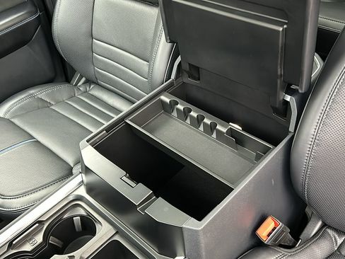 Used 2025 Ford F250 Platinum image 28