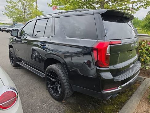 Used 2025 GMC Yukon AT4 w/ AT4 Premium Plus Package AWD/4WD image 7