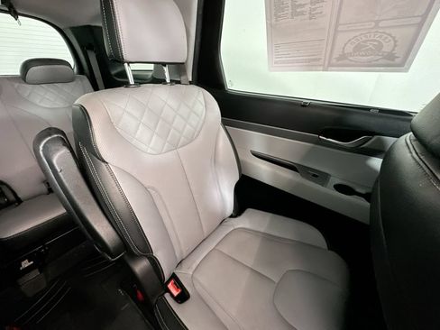 Used 2021 Hyundai Palisade SEL w/ Convenience Package AWD/4WD image 14