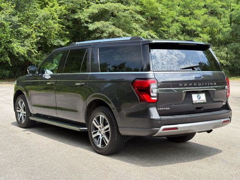 Used 2022 Ford Expedition Max Limited AWD/4WD image 3