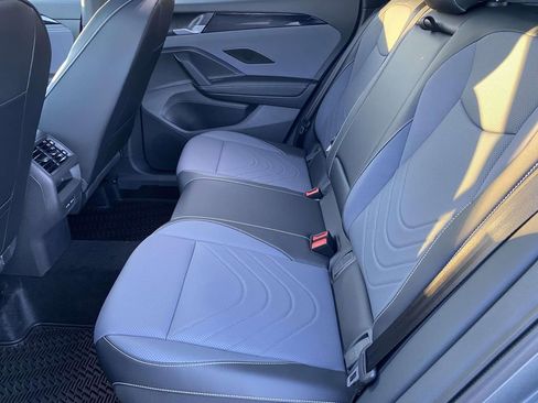 New 2026 Volkswagen Tiguan SE R-Line FWD image 10
