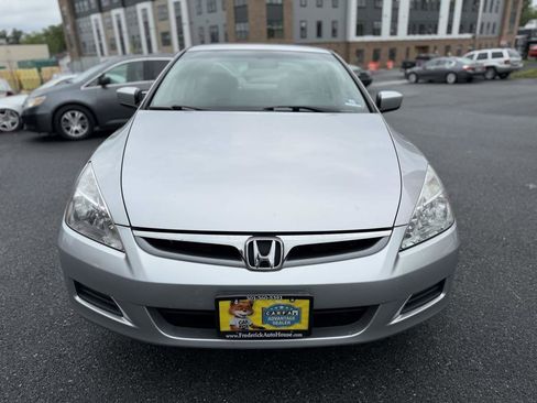 Used 2006 Honda Accord SE image 2