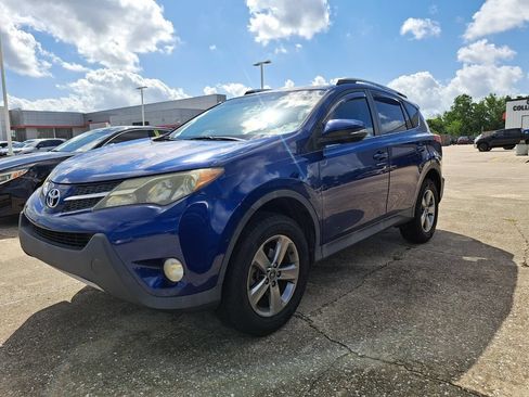 Used 2015 Toyota RAV4 XLE FWD image 1