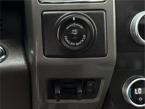 Used 2021 Ford Expedition Max XLT AWD/4WD image 18