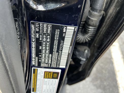 Used 2021 Mercedes-Benz GLC 300 4MATIC image 28