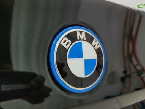 Used 2024 BMW i5 eDrive40i w/ Convenience Package RWD image 17
