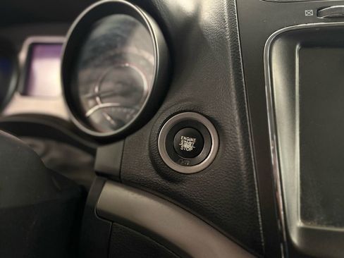 Used 2017 Dodge Journey Crossroad image 28