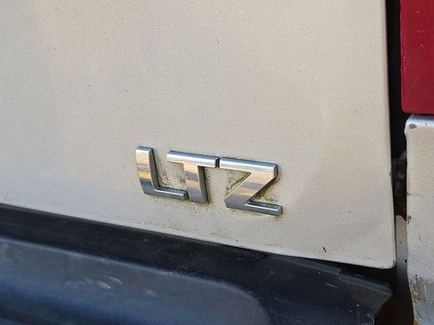 Used 2011 Chevrolet Silverado 2500 LTZ w/ Snow Plow Prep Package image 33