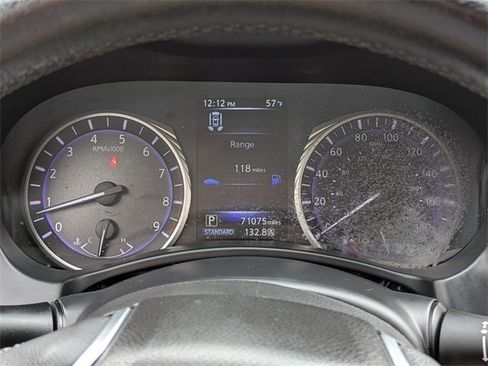 Used 2017 INFINITI Q60 Red Sport 400 image 25