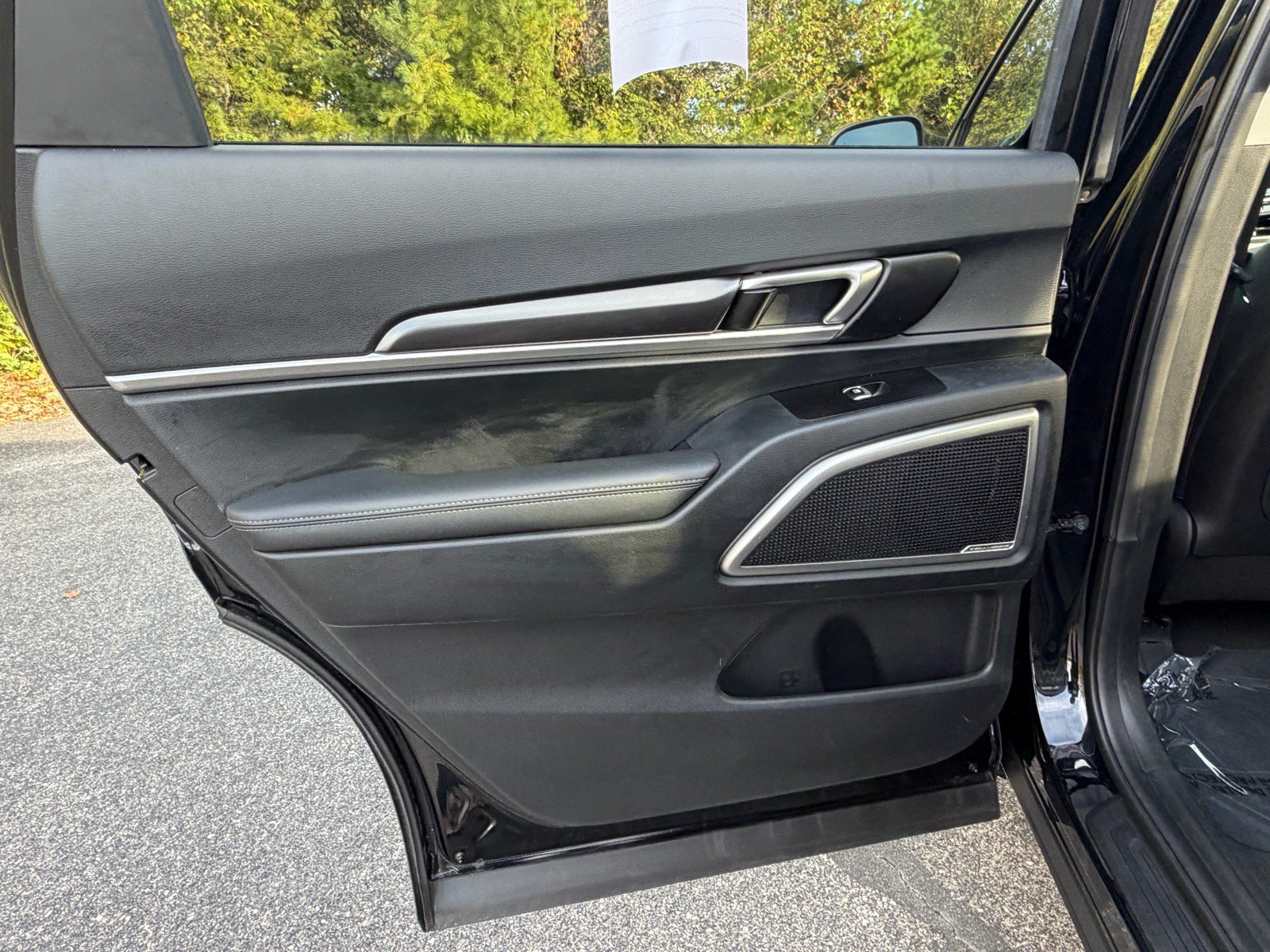 Used 2025 Kia Telluride S AWD/4WD image 46