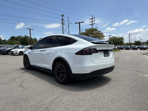 Used 2022 Tesla Model X AWD/4WD image 4