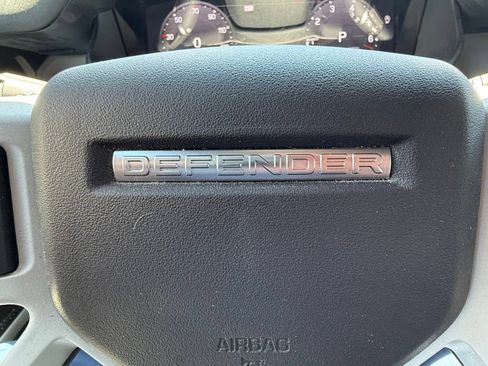 Used 2023 Land Rover Defender 130 X-Dynamic SE AWD/4WD image 12