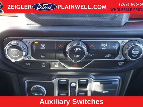 Used 2021 Jeep Gladiator Rubicon w/ LED Lighting Group image 19