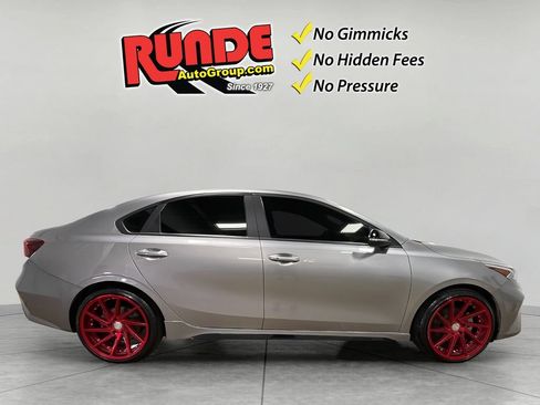 Used 2023 Kia Forte GT FWD image 7