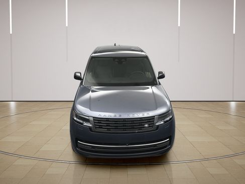 Used 2024 Land Rover Range Rover Long Wheelbase SE AWD/4WD image 39