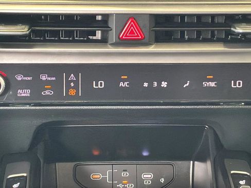 New 2026 Kia Sorento S w/ S Panoramic Sunroof Package AWD/4WD image 31