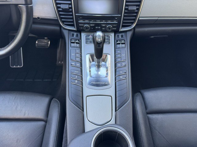 Used 2015 Porsche Panamera 4 AWD/4WD image 36