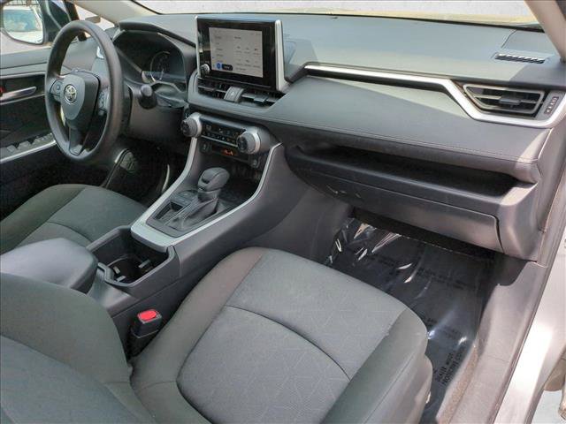 Used 2025 Toyota RAV4 XLE FWD image 20