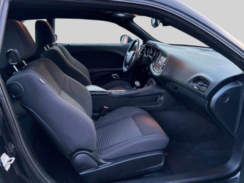 Used 2018 Dodge Challenger SXT w/ Sound Group image 5