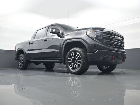Certified 2023 GMC Sierra 1500 AT4 w/ AT4 Preferred Package AWD/4WD image 23