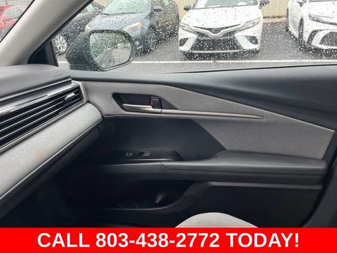 Used 2025 Toyota Camry LE FWD image 28