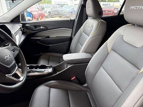 New 2026 Chevrolet Trax ACTIV w/ Driver Confidence Package FWD image 3